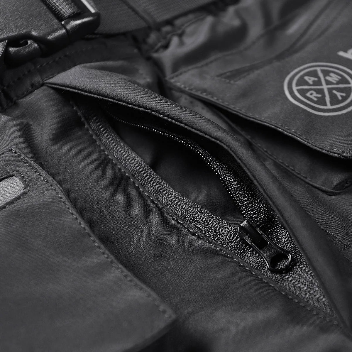 Pantaloncini cargo "paratrooper"